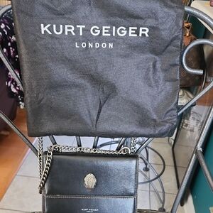 Kurt Geiger London Like New Leather Bag Adjustable Chain